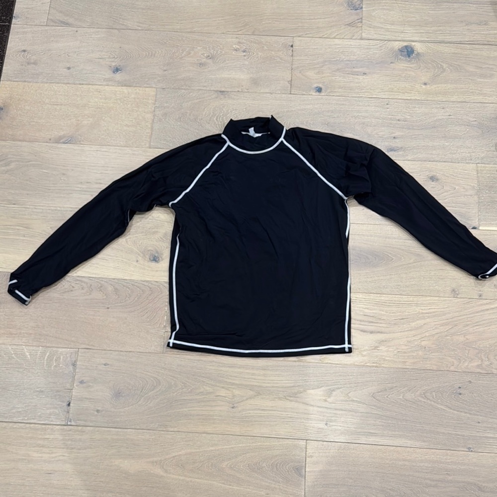 Black Long Sleeve Swim Rashguard